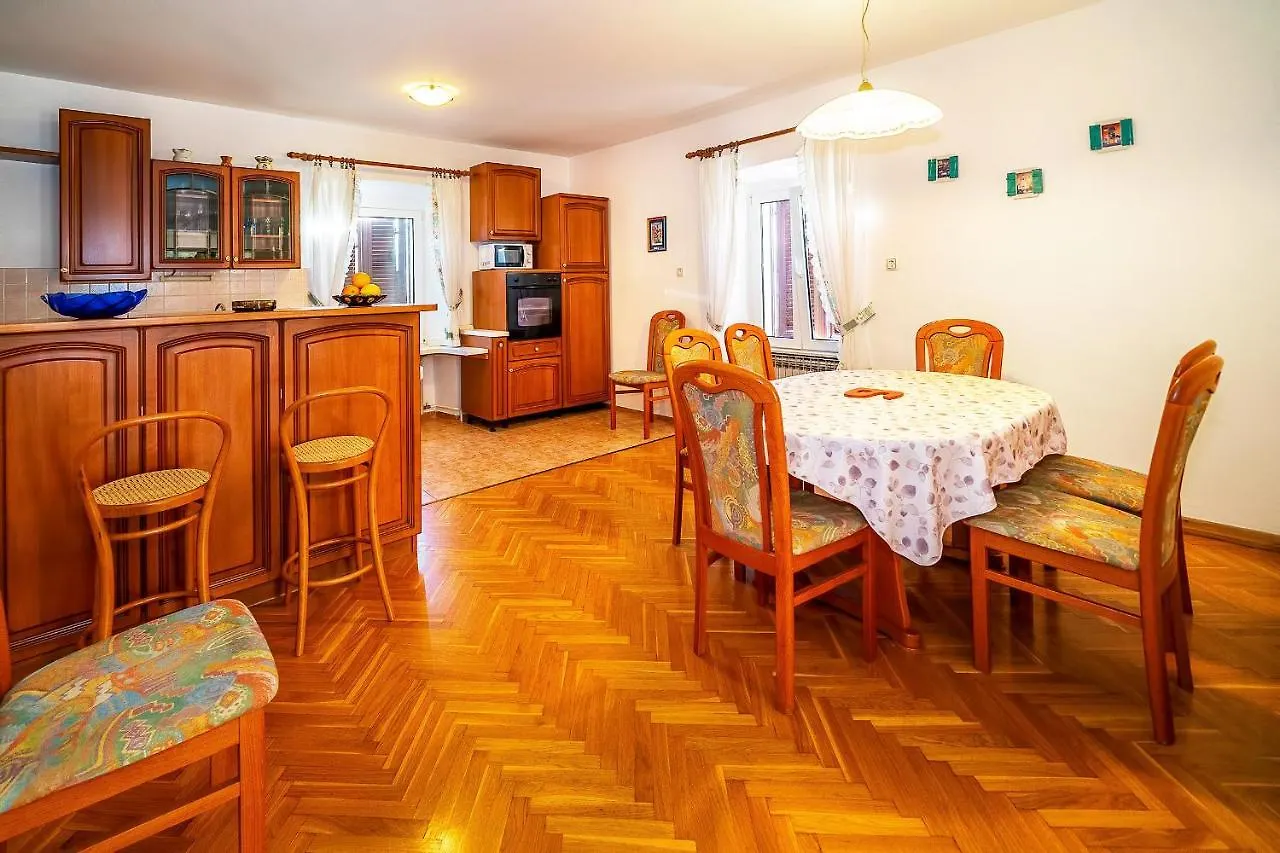 Apartment Apartmant Ivan Malinska Croatia